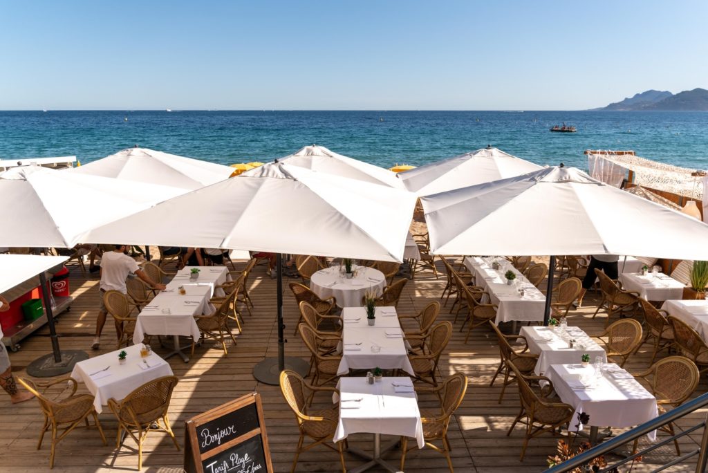 Restaurant Plage privée Waikiki Plage Cannes